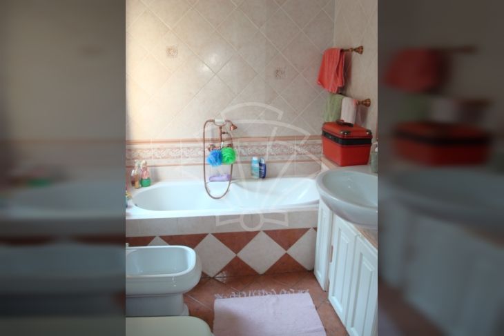 Stan u zgradi, Najam, Rijeka, Istok Stan u zgradi, Najam, Rijeka, Istok