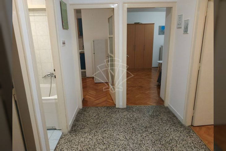 Stan u zgradi, Najam, Rijeka, Zapad