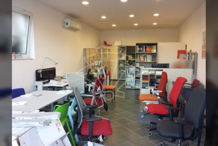 Radionica, Najam, Rijeka, Istok Radionica, Najam, Rijeka, Istok