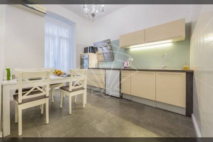 Stan u zgradi, Najam, Rijeka, Rijeka Stan u zgradi, Najam, Rijeka, Rijeka