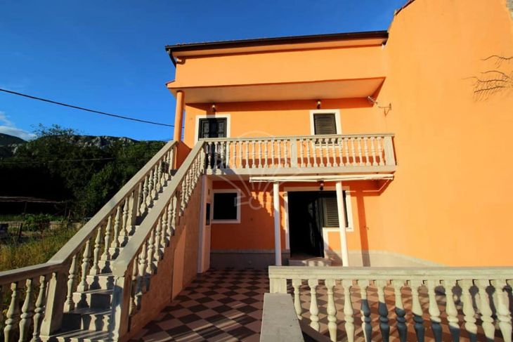 Dvojna kuća, Prodaja, Vinodolska općina, Grižane-Belgrad Dvojna kuća, Prodaja, Vinodolska općina, Grižane-Belgrad