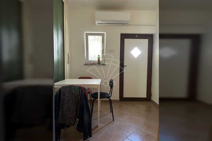 Stan u starijoj zgradi, Prodaja, Pula, Pula Stan u starijoj zgradi, Prodaja, Pula, Pula