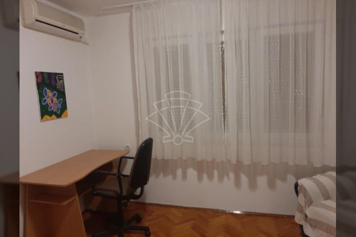 Stan u zgradi, Najam, Rijeka, Zapad