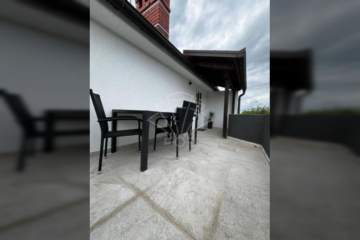Apartmanska kuća, Prodaja, Malinska-dubašnica, Oštrobradić Apartmanska kuća, Prodaja, Malinska-dubašnica, Oštrobradić
