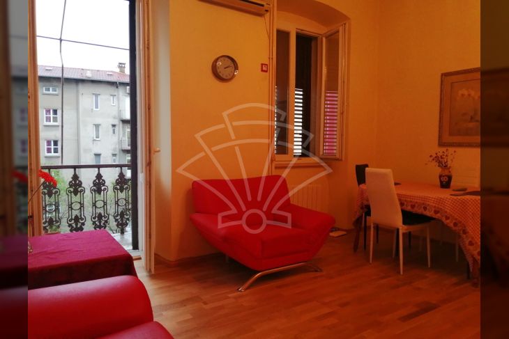 Ured, Najam, Rijeka, Sjever Ured, Najam, Rijeka, Sjever