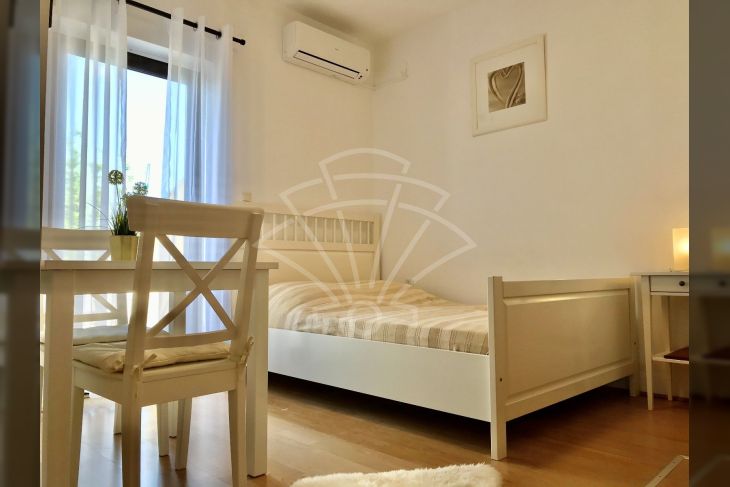 Apartmanska kuća, Prodaja, Malinska-dubašnica, Malinska Apartmanska kuća, Prodaja, Malinska-dubašnica, Malinska