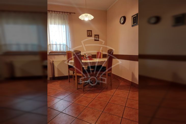 Stan u višeetažni kući, Prodaja, Jelenje, Dražice Stan u višeetažni kući, Prodaja, Jelenje, Dražice