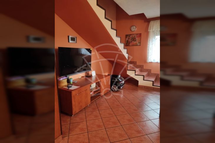 Stan u višeetažni kući, Prodaja, Jelenje, Dražice Stan u višeetažni kući, Prodaja, Jelenje, Dražice